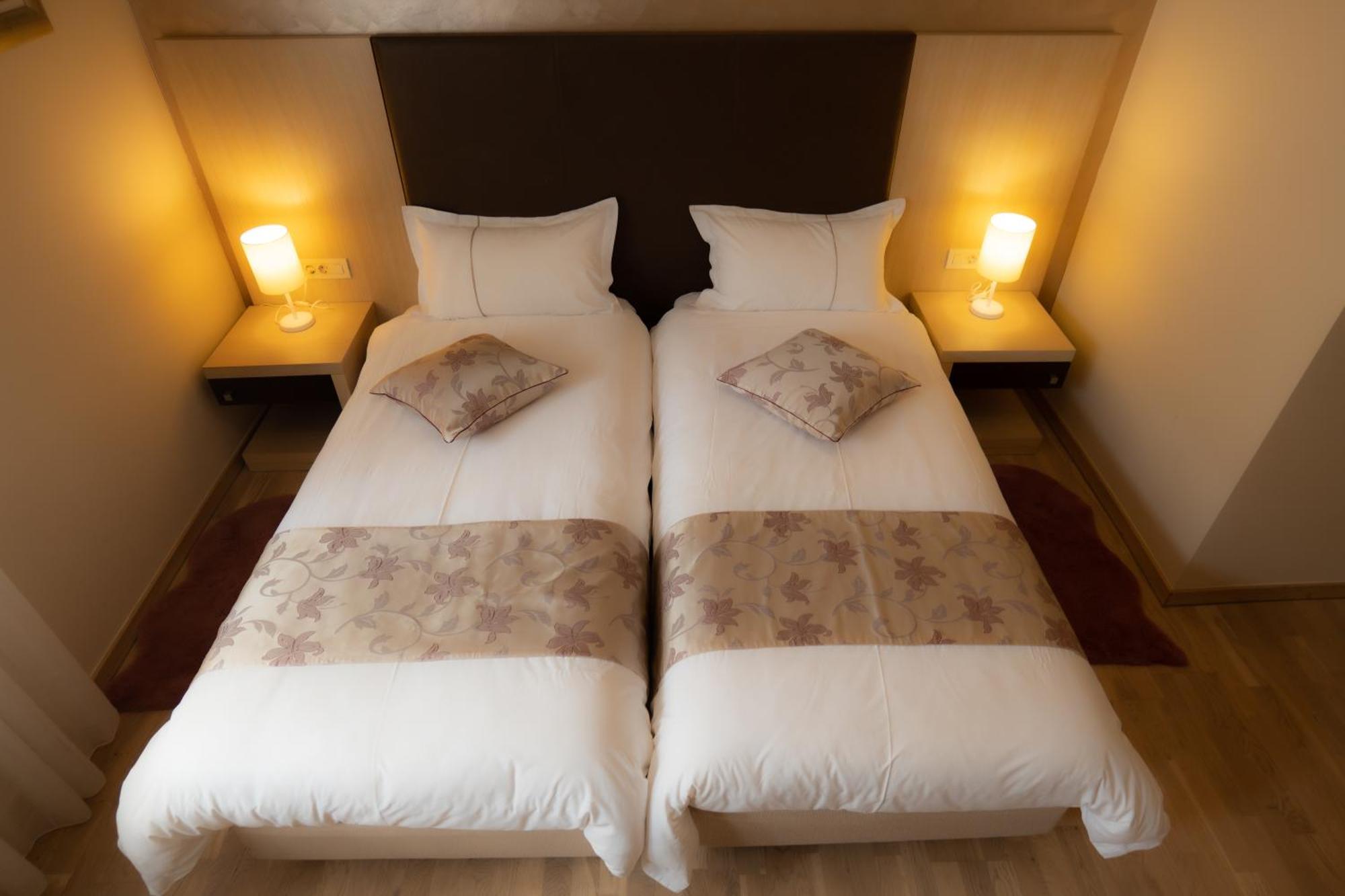 Scallop Self Check-in Bed & Breakfast 4*